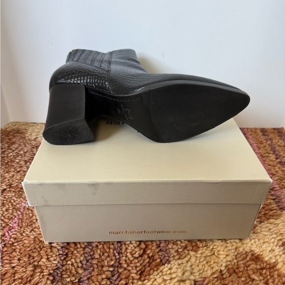 MARC FISHER Alva Black Croc-Embossed Boots - Picture 8 of 9